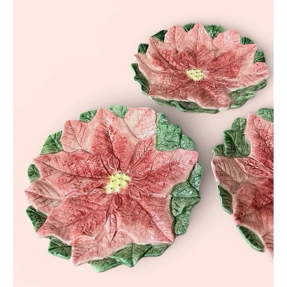 Fitz & Floyd Omnibus Poinsettia Christmas Plates Set Of 3‎ Vintage Japan 1980's